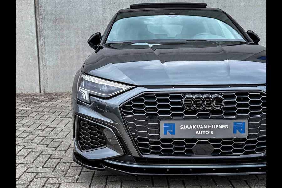 Audi A3 Sportback 40TFSI e 204pk S-Tronic Competition S Edition S-Line Pano|Kuipstoelen+Massage&Memory|Qi|Matrix|ACC|Camera|B&O|S3