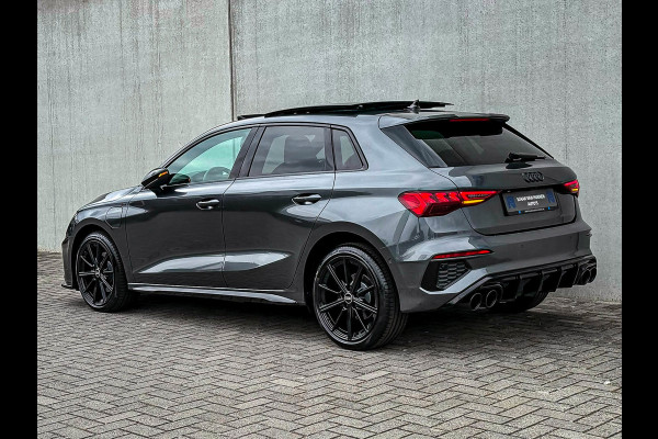 Audi A3 Sportback 40TFSI e 204pk S-Tronic Competition S Edition S-Line Pano|Kuipstoelen+Massage&Memory|Qi|Matrix|ACC|Camera|B&O|S3