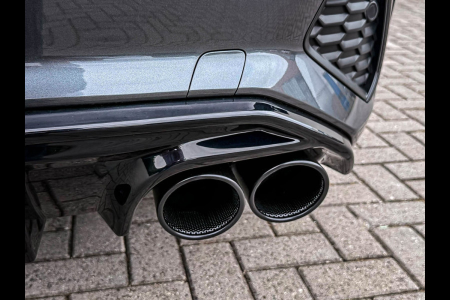 Audi A3 Sportback 40TFSI e 204pk S-Tronic Competition S Edition S-Line Pano|Kuipstoelen+Massage&Memory|Qi|Matrix|ACC|Camera|B&O|S3