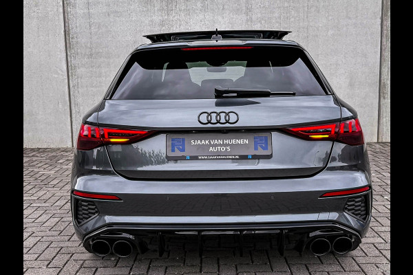 Audi A3 Sportback 40TFSI e 204pk S-Tronic Competition S Edition S-Line Pano|Kuipstoelen+Massage&Memory|Qi|Matrix|ACC|Camera|B&O|S3