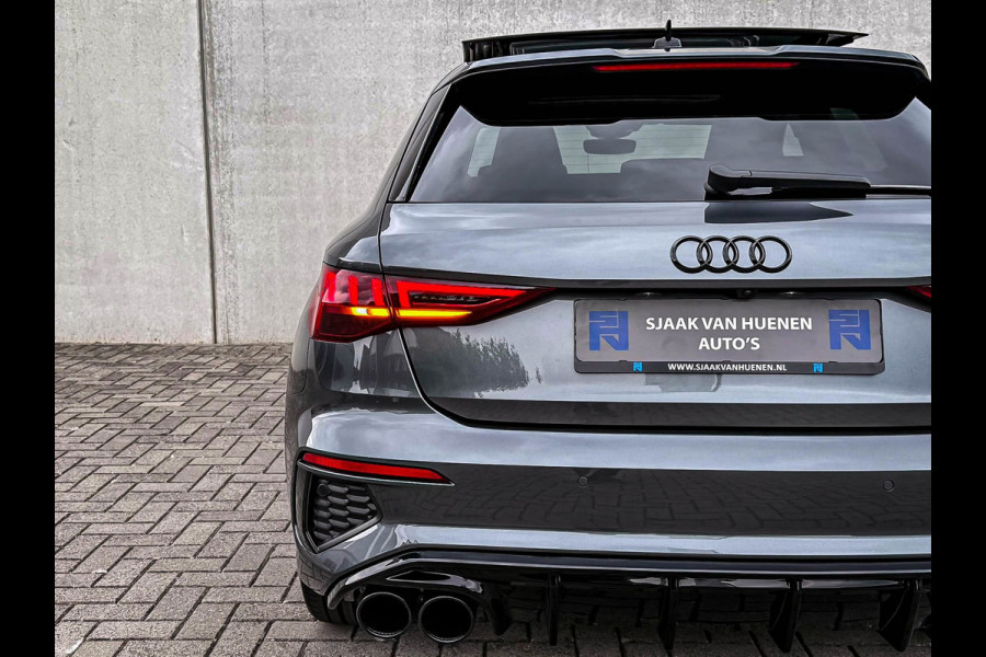 Audi A3 Sportback 40TFSI e 204pk S-Tronic Competition S Edition S-Line Pano|Kuipstoelen+Massage&Memory|Qi|Matrix|ACC|Camera|B&O|S3