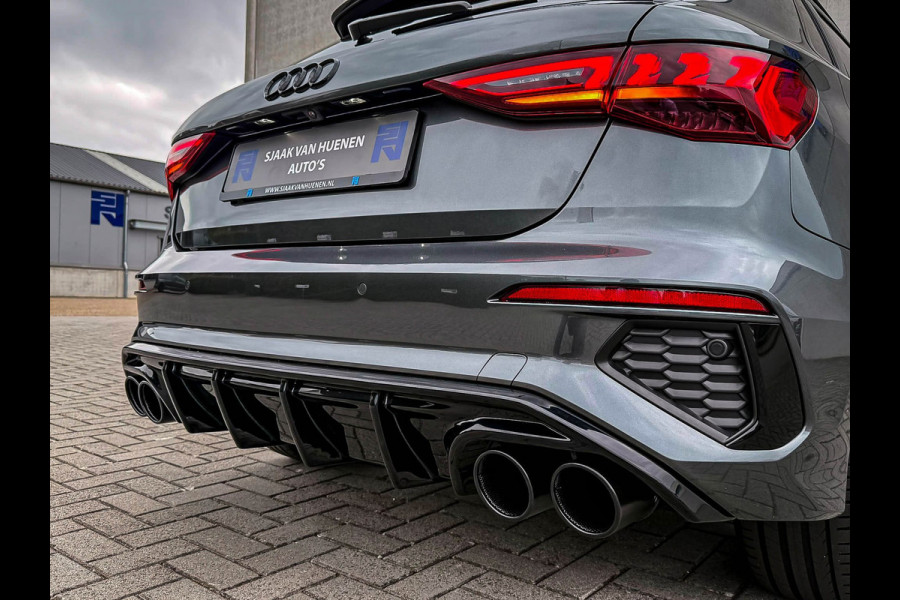 Audi A3 Sportback 40TFSI e 204pk S-Tronic Competition S Edition S-Line Pano|Kuipstoelen+Massage&Memory|Qi|Matrix|ACC|Camera|B&O|S3