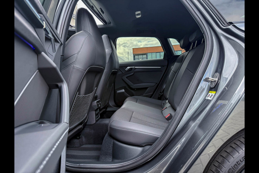 Audi A3 Sportback 40TFSI e 204pk S-Tronic Competition S Edition S-Line Pano|Kuipstoelen+Massage&Memory|Qi|Matrix|ACC|Camera|B&O|S3
