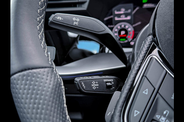 Audi A3 Sportback 40TFSI e 204pk S-Tronic Competition S Edition S-Line Pano|Kuipstoelen+Massage&Memory|Qi|Matrix|ACC|Camera|B&O|S3