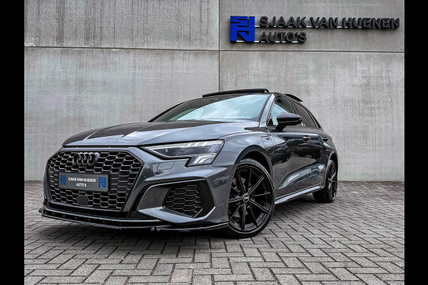 Audi A3 Sportback 40TFSI e 204pk S-Tronic Competition S Edition S-Line Pano|Kuipstoelen+Massage&Memory|Qi|Matrix|ACC|Camera|B&O|S3