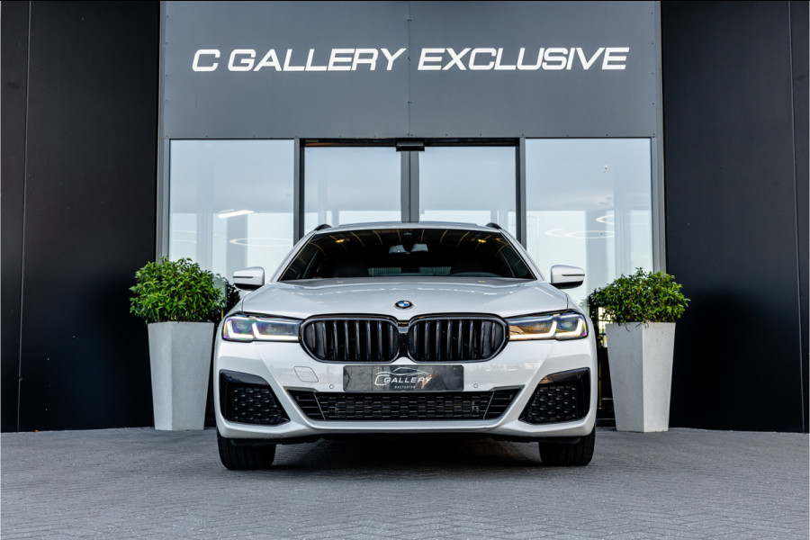 BMW 5 Serie Touring 530i xDrive Business Edition Plus - Origineel NL | M Sport | Panorama | Memory | Stuurverwarming