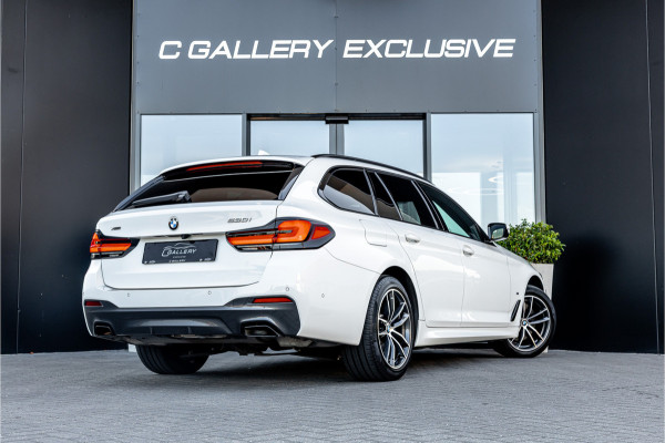 BMW 5 Serie Touring 530i xDrive Business Edition Plus - Origineel NL | M Sport | Panorama | Memory | Stuurverwarming