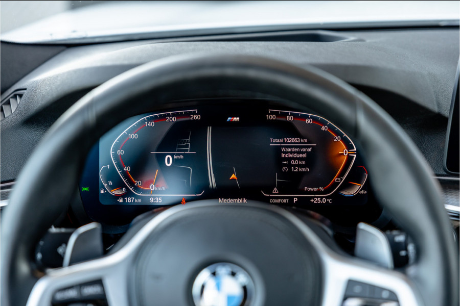 BMW 5 Serie Touring 530i xDrive Business Edition Plus - Origineel NL | M Sport | Panorama | Memory | Stuurverwarming
