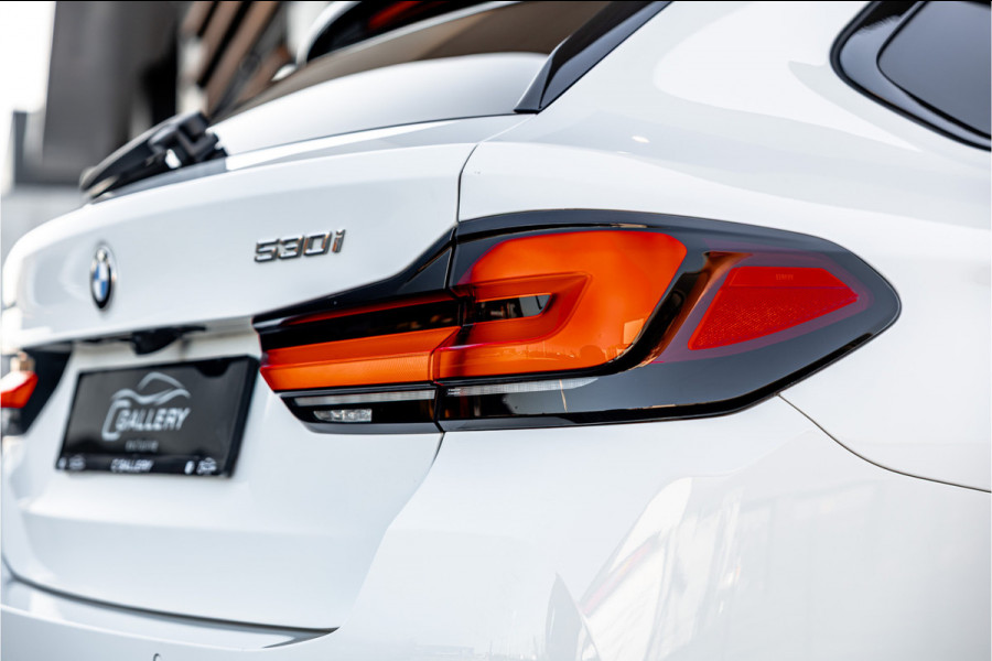 BMW 5 Serie Touring 530i xDrive Business Edition Plus - Origineel NL | M Sport | Panorama | Memory | Stuurverwarming