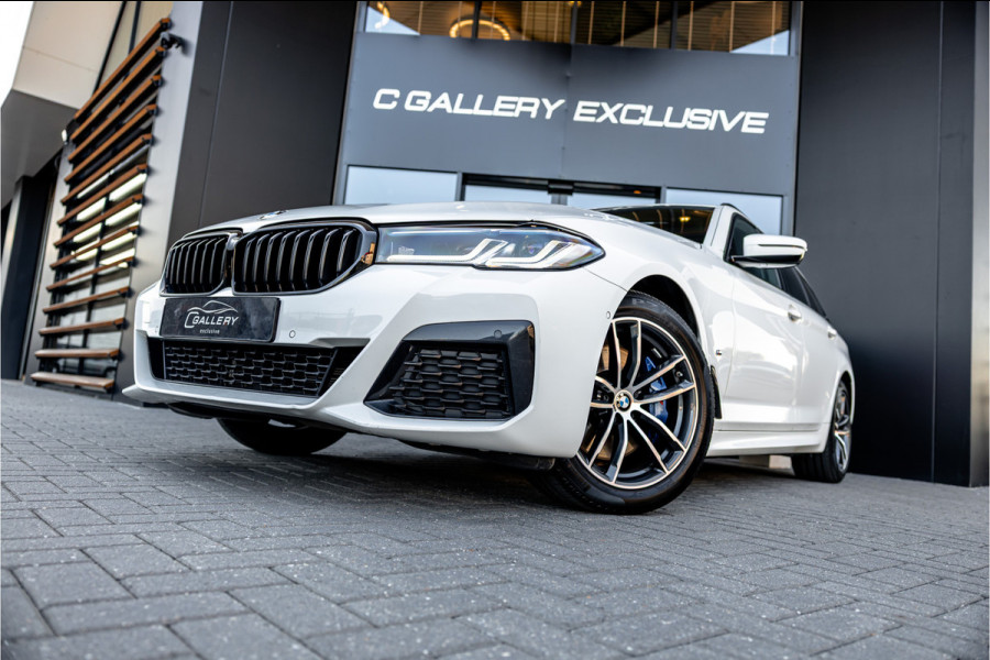 BMW 5 Serie Touring 530i xDrive Business Edition Plus - Origineel NL | M Sport | Panorama | Memory | Stuurverwarming