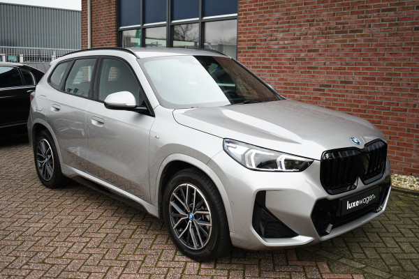 BMW X1 xDrive25e M-Sport ACC HUD E-zetels 360-cam Shadowline