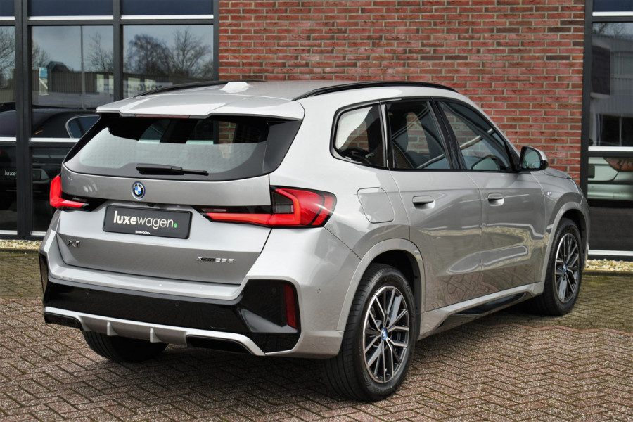 BMW X1 xDrive25e M-Sport ACC HUD E-zetels 360-cam Shadowline