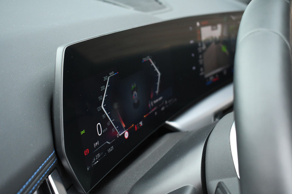 BMW X1 xDrive25e M-Sport ACC HUD E-zetels 360-cam Shadowline