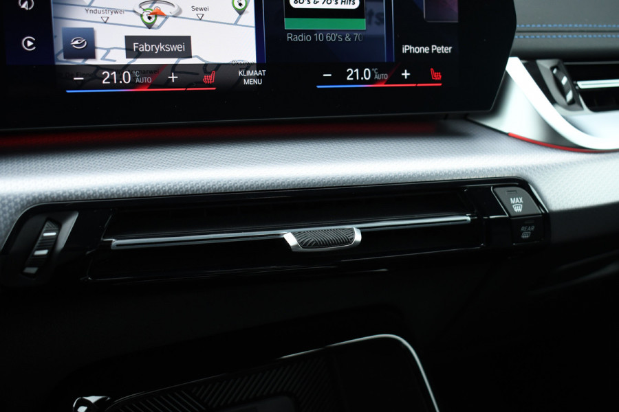 BMW X1 xDrive25e M-Sport ACC HUD E-zetels 360-cam Shadowline