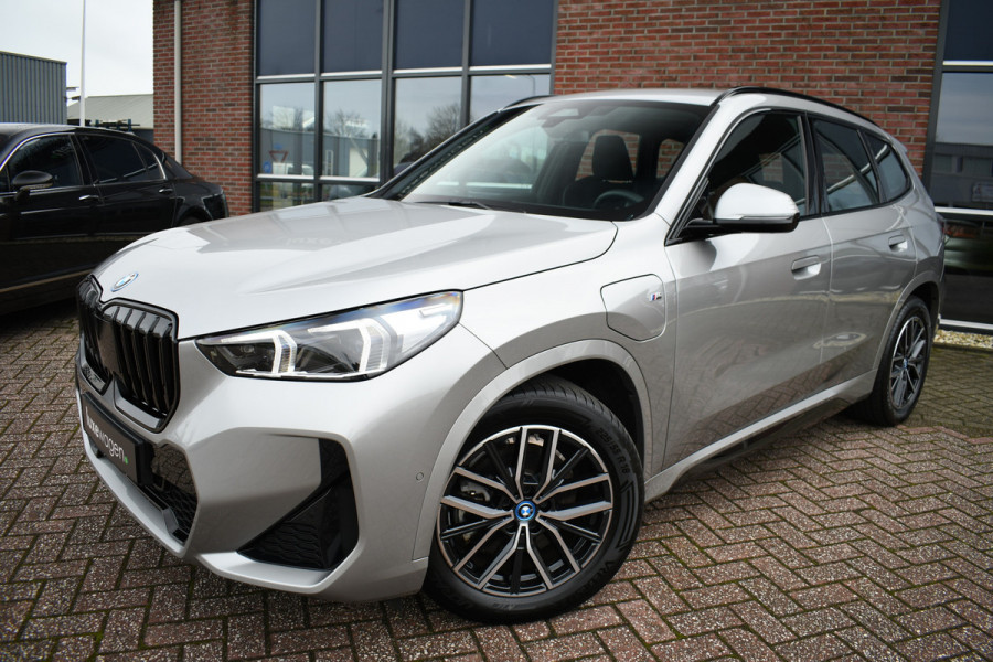 BMW X1 xDrive25e M-Sport ACC HUD E-zetels 360-cam Shadowline