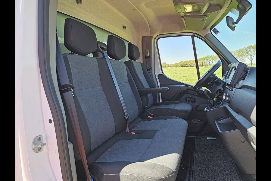 Renault Master T35 2.3 dCi 145 L4H2 Bakwagen Laadklep Airco 145Pk Euro6 Navi CruiseControl 3-Zits