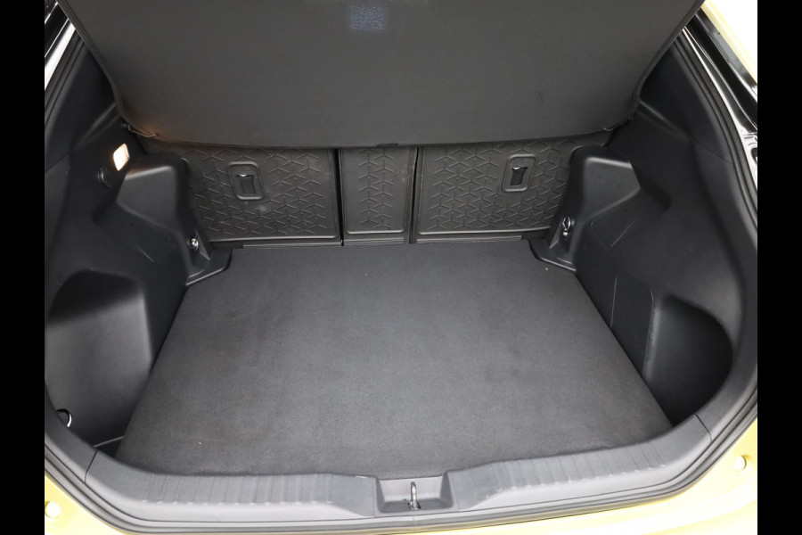 Toyota Yaris Cross 1.5 Hybrid Adventure | Elk. A-klep | JBL | Head Up | All-season Banden | Prijs Rijklaar!!