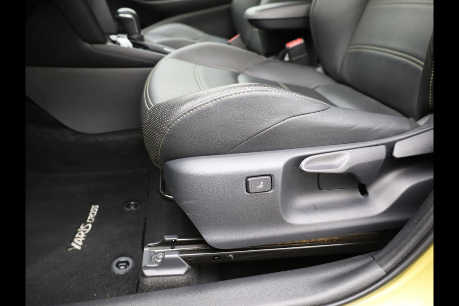 Toyota Yaris Cross 1.5 Hybrid Adventure | Elk. A-klep | JBL | Head Up | All-season Banden | Prijs Rijklaar!!