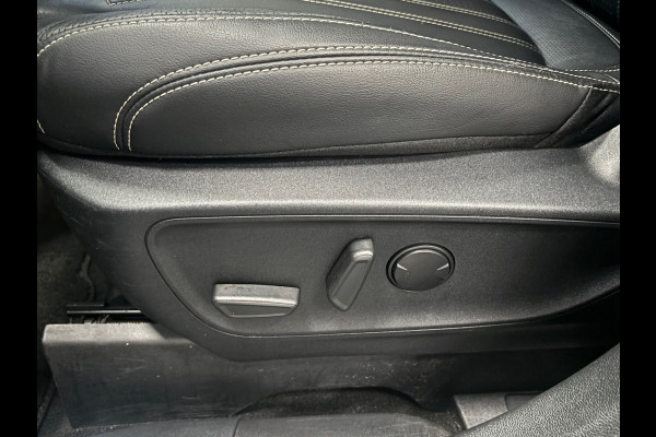Ford Kuga 2.5 PHEV Vignale Panodak, Leer , trekhaak