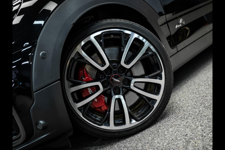 MINI Clubman 2.0 JCW ALL4 John Cooper Works | JCW | Rood dak | Sportstoelen | Stoelverwarming | Head-Up |