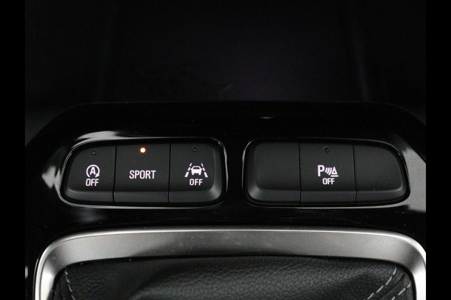 Opel Corsa 1.2 GS Line | Half leder | Cruise control | Carplay | Camera | Park assist | Virtueel dashboard | Lichtmetaal 16"