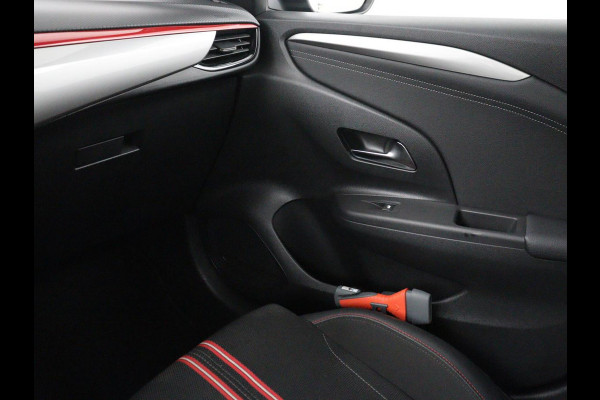 Opel Corsa 1.2 GS Line | Half leder | Cruise control | Carplay | Camera | Park assist | Virtueel dashboard | Lichtmetaal 16"