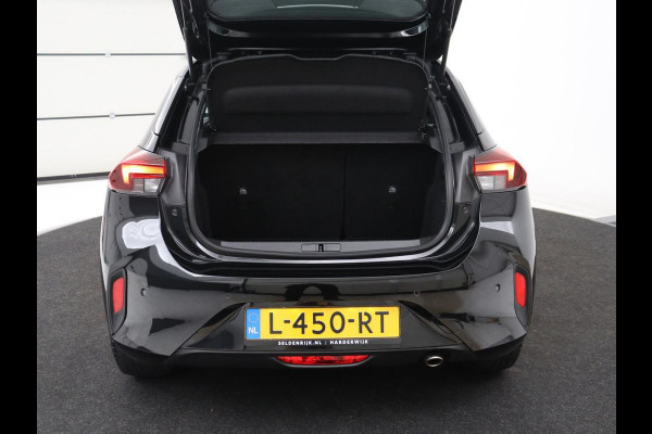 Opel Corsa 1.2 GS Line | Half leder | Cruise control | Carplay | Camera | Park assist | Virtueel dashboard | Lichtmetaal 16"
