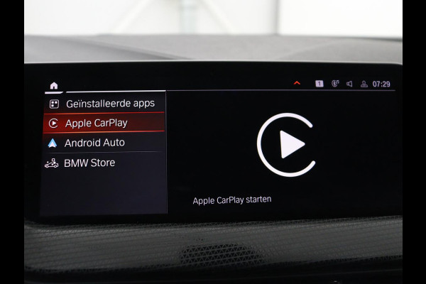 BMW 1-serie 118i Executive Edition Sport Line | Half Leder | Carplay | Cruise control | Park assist | Sfeerverlichting | Climate contol | Virtual Dashboard | Full LED | Navigatie |