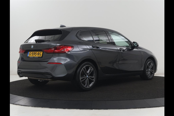 BMW 1-serie 118i Executive Edition Sport Line | Half Leder | Carplay | Cruise control | Park assist | Sfeerverlichting | Climate contol | Virtual Dashboard | Full LED | Navigatie |
