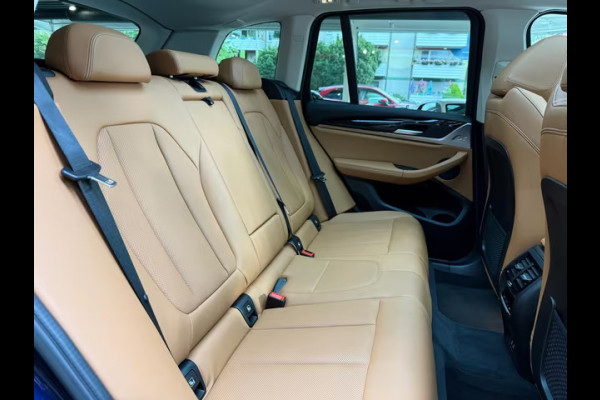 BMW X3 xDrive30e ** LASER, COGNAC LEDER, PANO, MEMORY, HuD, VERST. A-BANK, 20-inch LMV ** 1e eig - UNFALLFREI ** ** INFORMEER OOK NAAR ONZE AANTREKKELIJKE FINANCIAL-LEASE TARIEVEN **