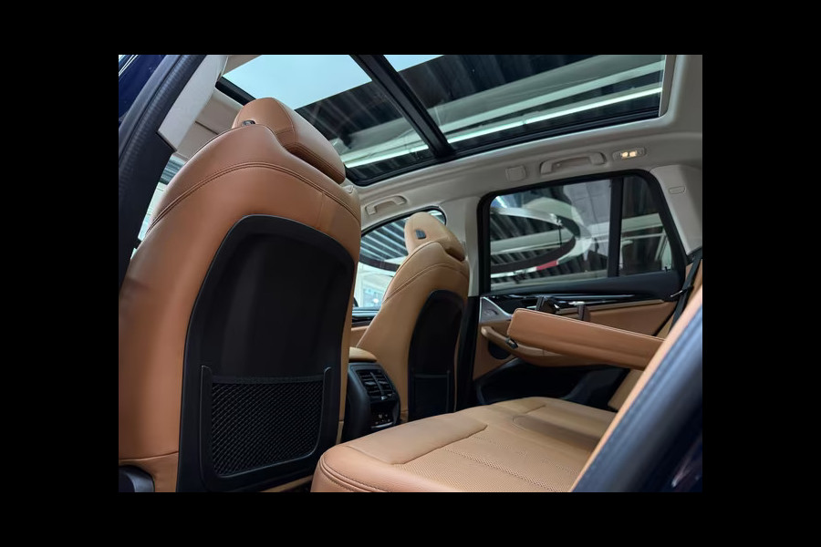 BMW X3 xDrive30e ** LASER, COGNAC LEDER, PANO, MEMORY, HuD, VERST. A-BANK, 20-inch LMV ** 1e eig - UNFALLFREI ** ** INFORMEER OOK NAAR ONZE AANTREKKELIJKE FINANCIAL-LEASE TARIEVEN **