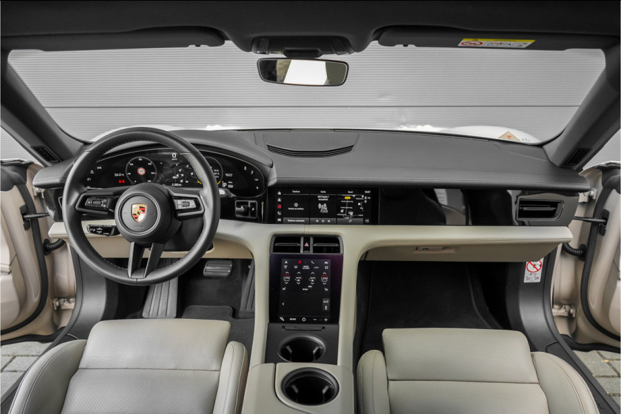Porsche Taycan 79 kWh Pano Luchtvering 360° 13.000 KM 1e Eig 21"