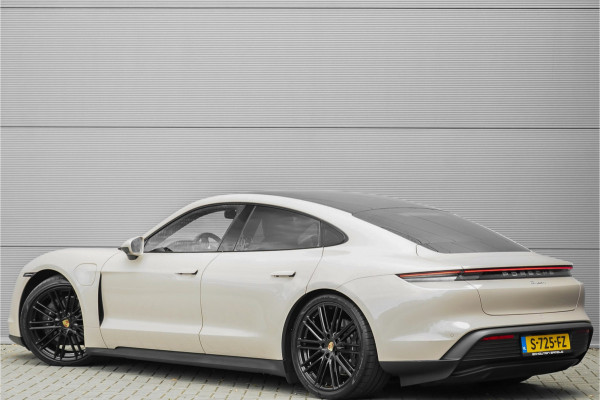 Porsche Taycan 79 kWh Pano Luchtvering 360° 13.000 KM 1e Eig 21"