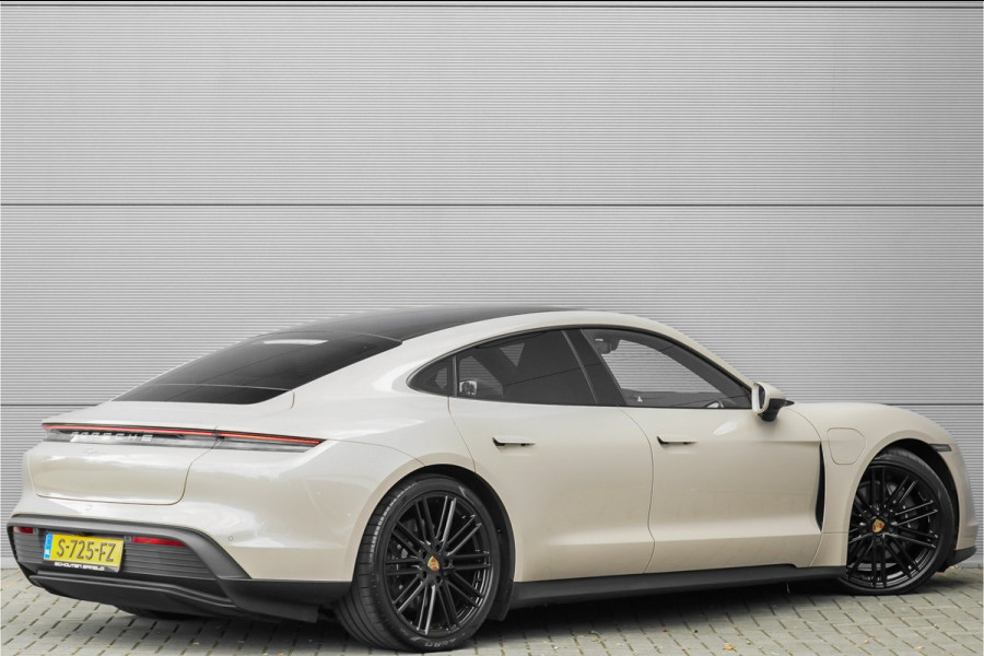 Porsche Taycan 79 kWh Pano Luchtvering 360° 13.000 KM 1e Eig 21"