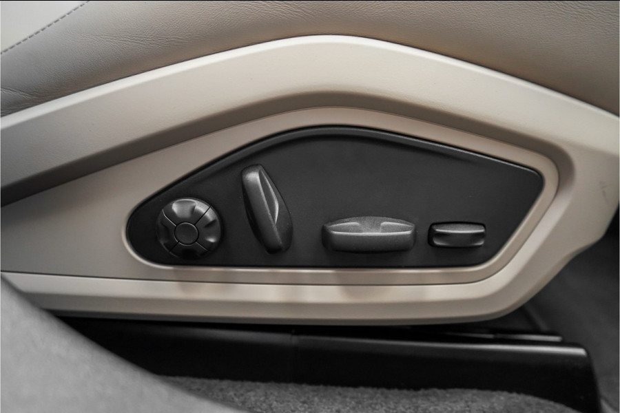 Porsche Taycan 79 kWh Pano Luchtvering 360° 13.000 KM 1e Eig 21"
