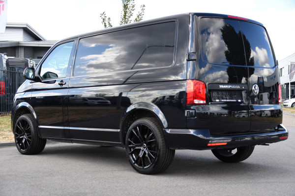 Volkswagen Transporter 2.0 TDI L1H1 30 Bulli Virtual, Adaptieve Cruise, Camera, Carplay, LED, Automaat, Sensoren, multimedia, Uniek!