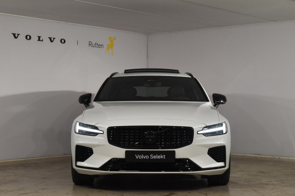 Volvo V60 T8 455PK Plug-in hybrid AWD Ultra Dark Performance Edition / Polestar Optimalisatie / Glossy black Logo's / 360 Camera / Harman Kardon audio / Head-up display / Panorama dak / 19" / Stoel- en stuurverwarming