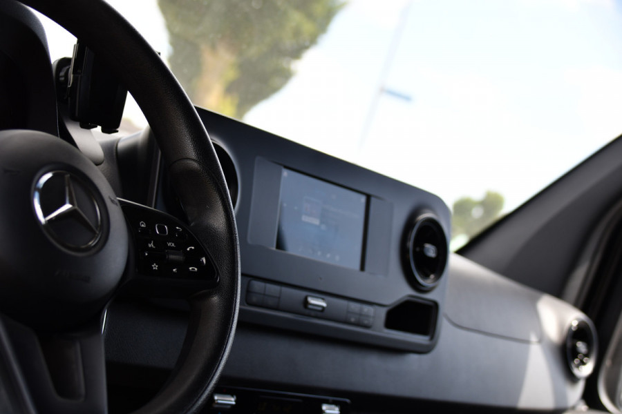 Mercedes-Benz Sprinter 314 2.2 CDI L2H1 Black Edition Camera, Cruise, Carplay, Multimedia, Airco, Trekhaak, 143pk, Automaat, Uniek!