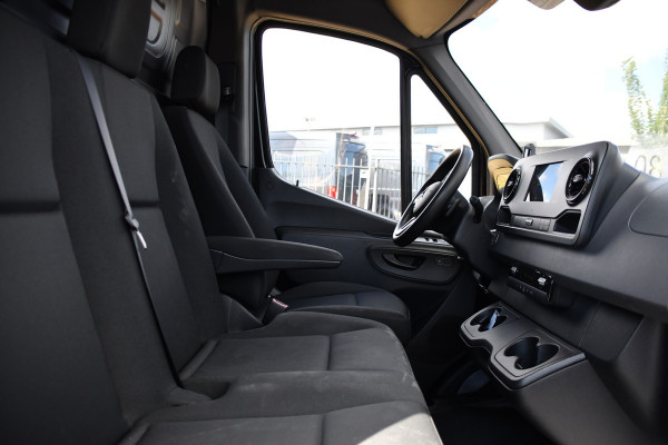 Mercedes-Benz Sprinter 314 2.2 CDI L2H1 Black Edition Camera, Cruise, Carplay, Multimedia, Airco, Trekhaak, 143pk, Automaat, Uniek!