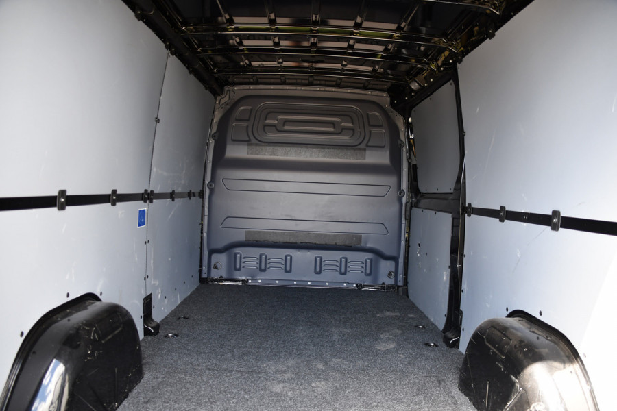 Mercedes-Benz Sprinter 314 2.2 CDI L2H1 Black Edition Camera, Cruise, Carplay, Multimedia, Airco, Trekhaak, 143pk, Automaat, Uniek!