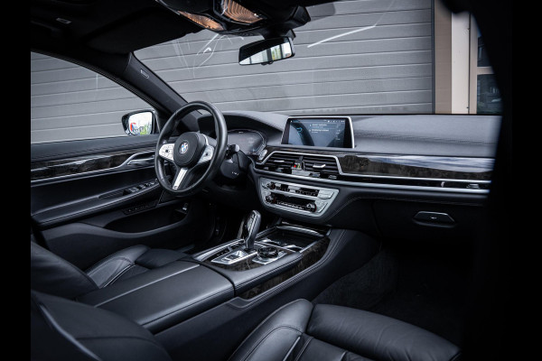 BMW 7 Serie 745e High Executive - M-Sport l Dravit Grau l Pano l HUD l Luchtvering
