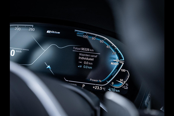 BMW 7 Serie 745e High Executive - M-Sport l Dravit Grau l Pano l HUD l Luchtvering