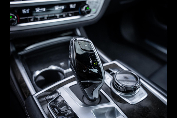 BMW 7 Serie 745e High Executive - M-Sport l Dravit Grau l Pano l HUD l Luchtvering