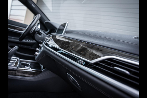 BMW 7 Serie 745e High Executive - M-Sport l Dravit Grau l Pano l HUD l Luchtvering