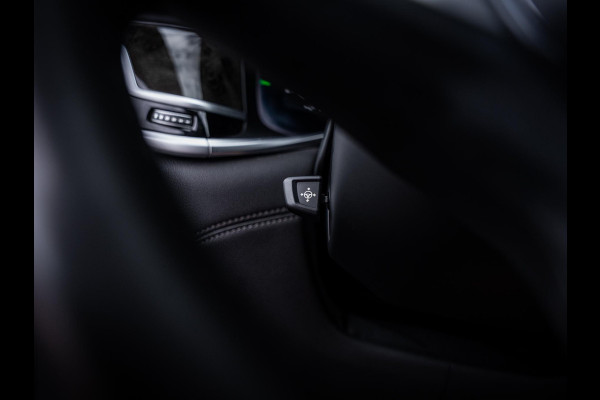 BMW 7 Serie 745e High Executive - M-Sport l Dravit Grau l Pano l HUD l Luchtvering