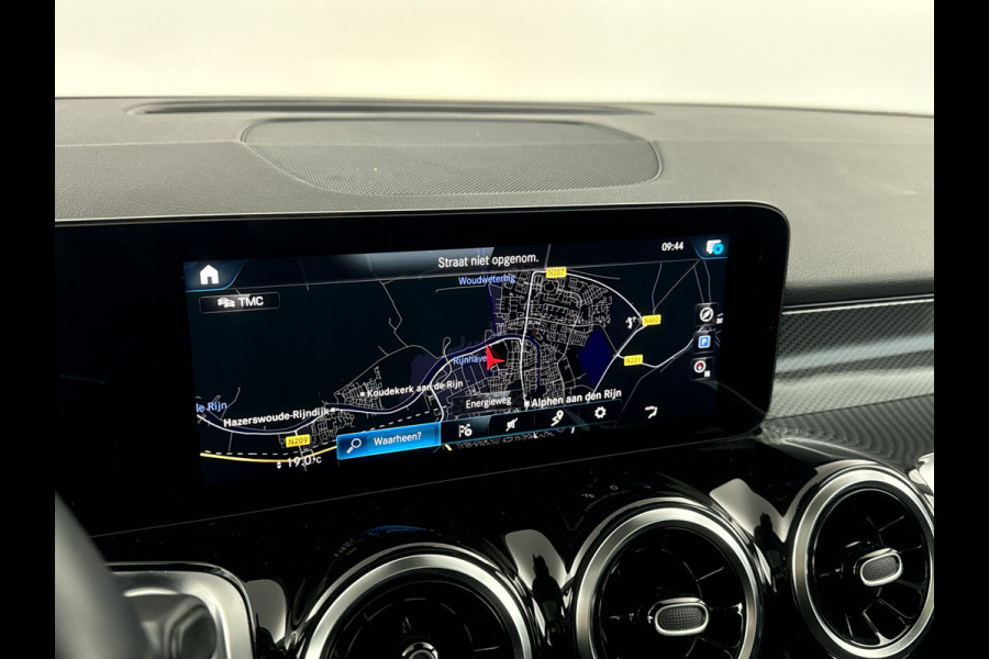 Mercedes-Benz Glb AMG Business Solution Pano-dak/Dodehoek/Carplay/19'LMV