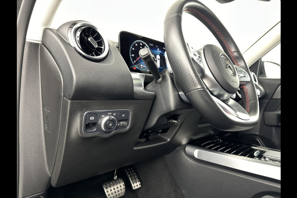 Mercedes-Benz Glb AMG Business Solution Pano-dak/Dodehoek/Carplay/19'LMV