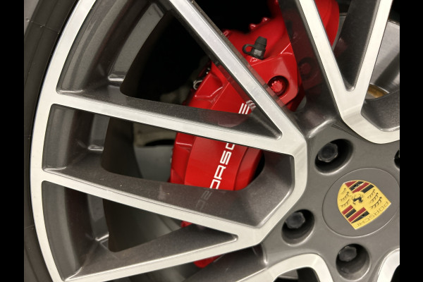 Porsche Cayenne 3.0 Pano-dak/Sport Chrono/Trekhaak/Luchtvering/PDLS-LED