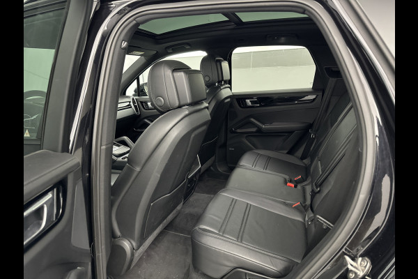 Porsche Cayenne 3.0 Pano-dak/Sport Chrono/Trekhaak/Luchtvering/PDLS-LED