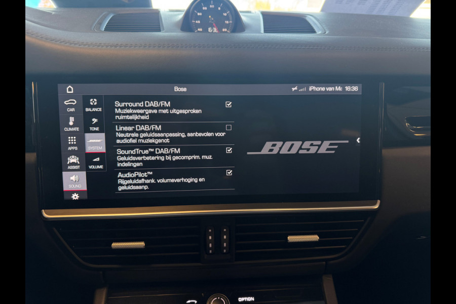 Porsche Cayenne 3.0 Pano-dak/Sport Chrono/Trekhaak/Luchtvering/PDLS-LED